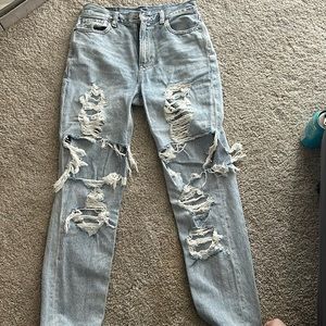 American eagle mom jeans